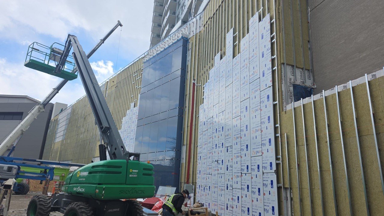 AQUA 2 Alubond A2 panel and glass curtain wall install